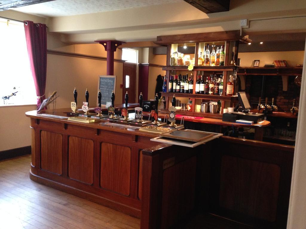 Hanmer Arms 외부 사진